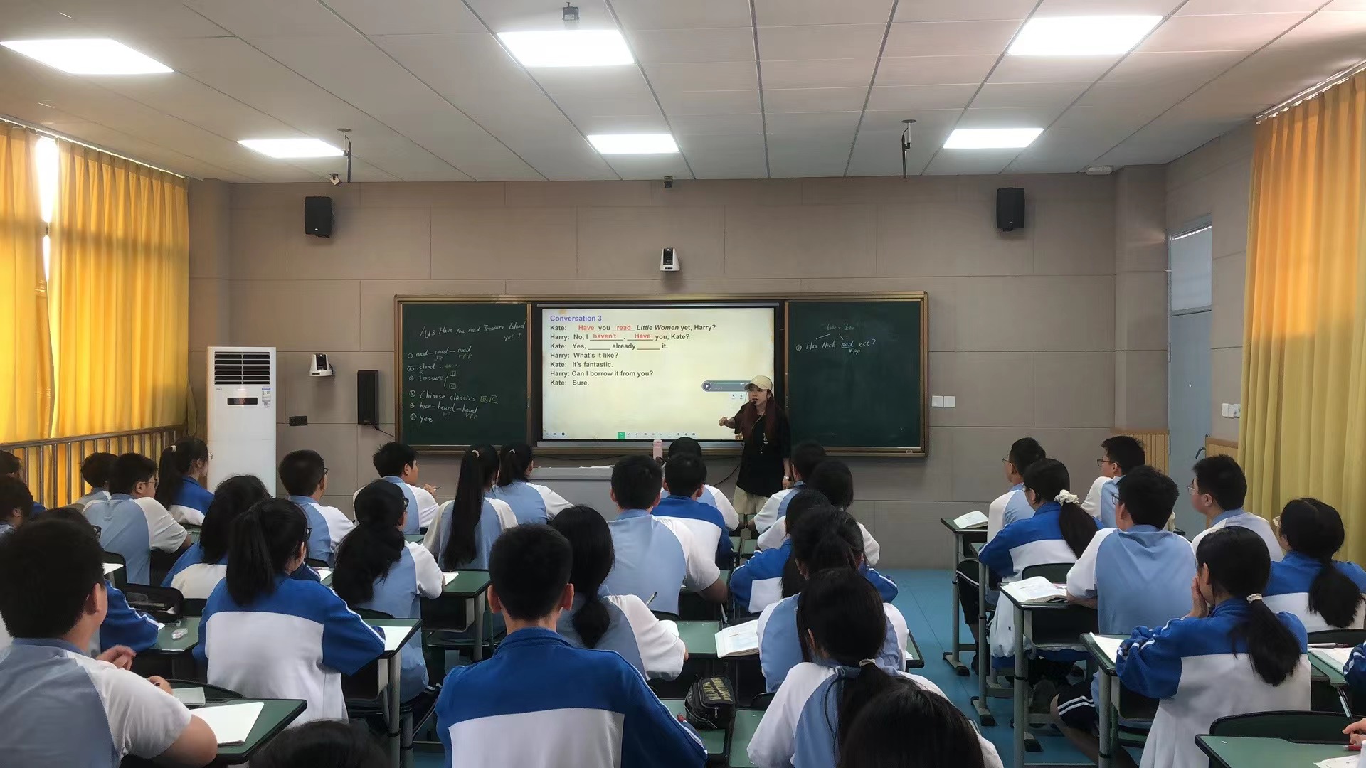 八年级江老师.jpg