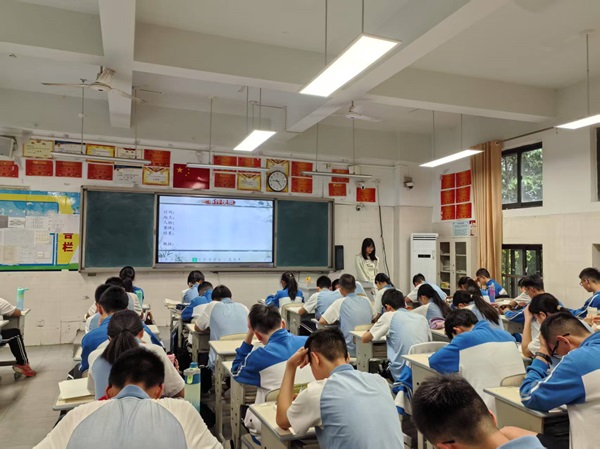 语文易语轩.jpg