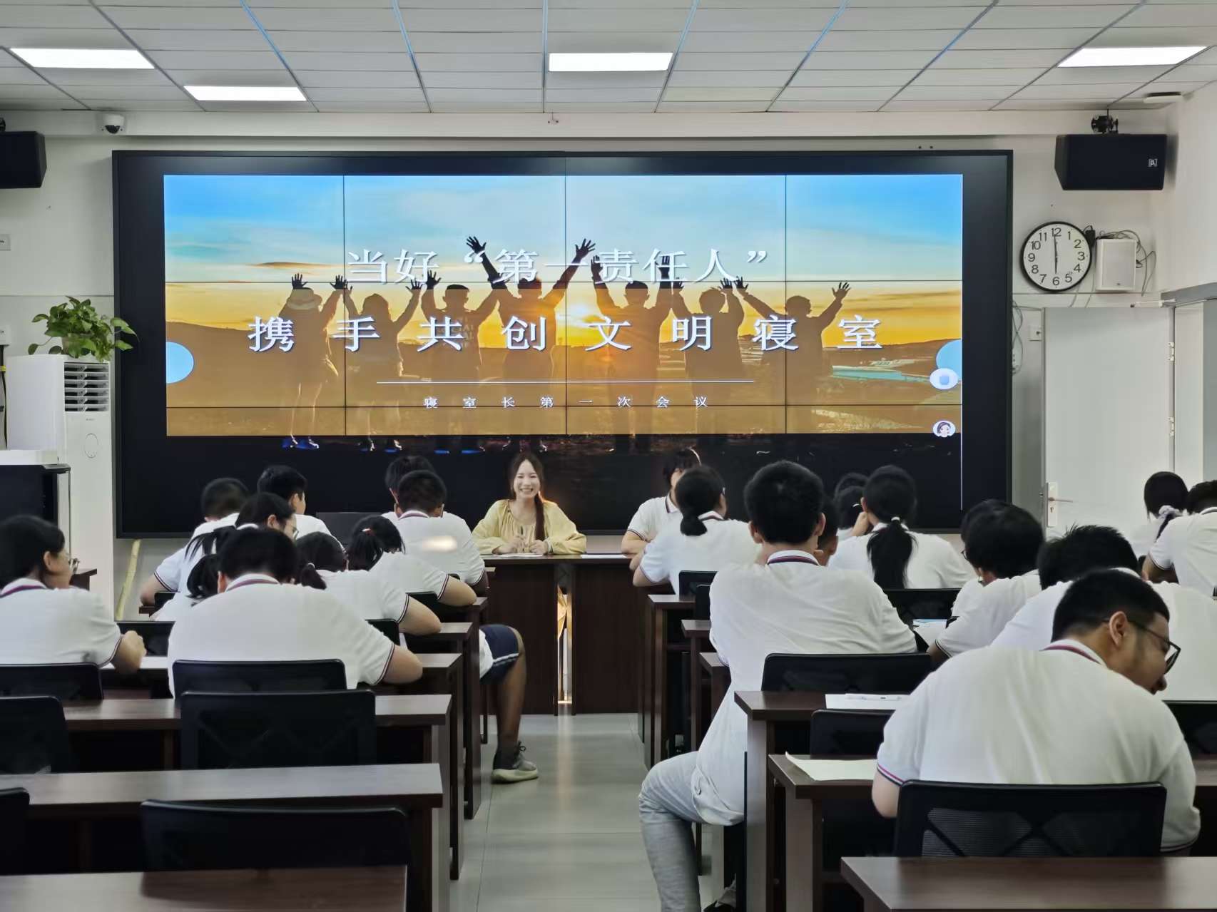 微信图片_20251020152611_326_259.jpg 微信图片_20251020152611_326_259.jpg