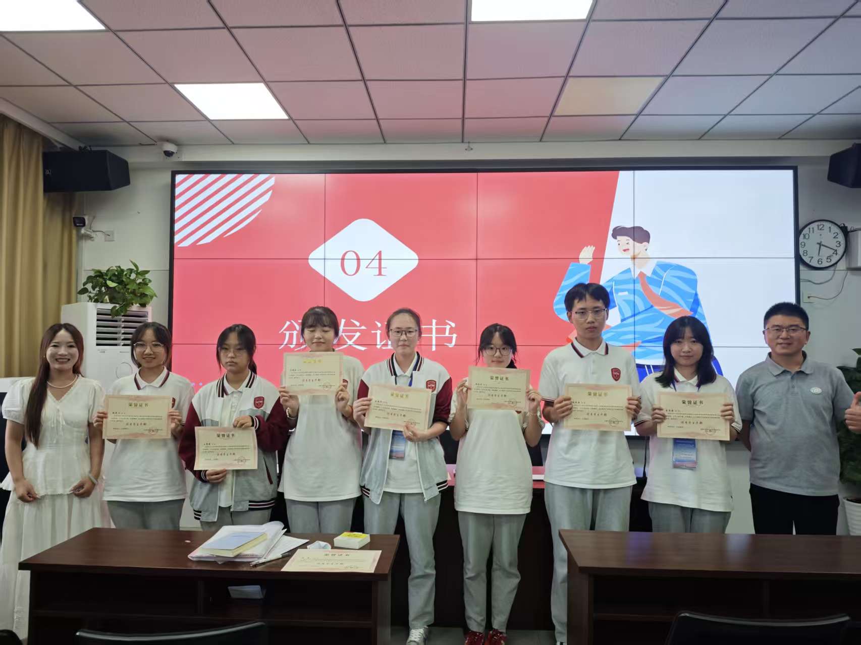 微信图片_20251020152322_315_259.jpg 微信图片_20251020152322_315_259.jpg