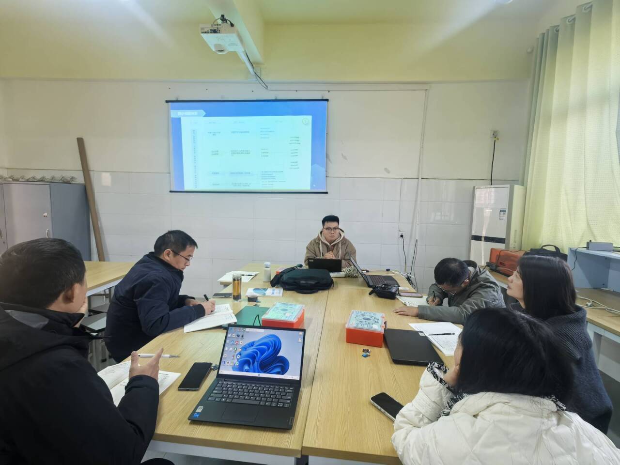 f651f45f643a74e4aff1c8ccbcda2dff_720.jpg f651f45f643a74e4aff1c8ccbcda2dff_720.jpg