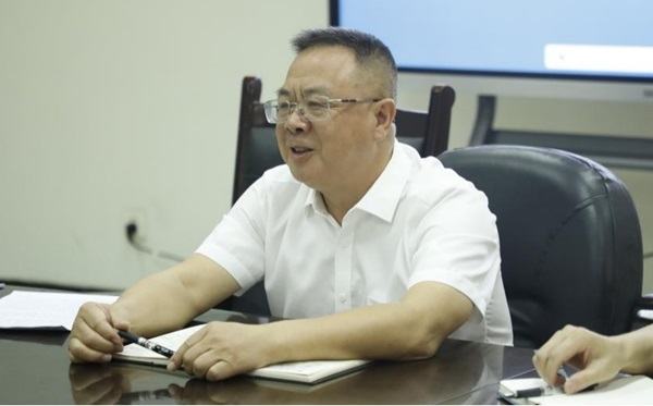 2龙校发言.jpg